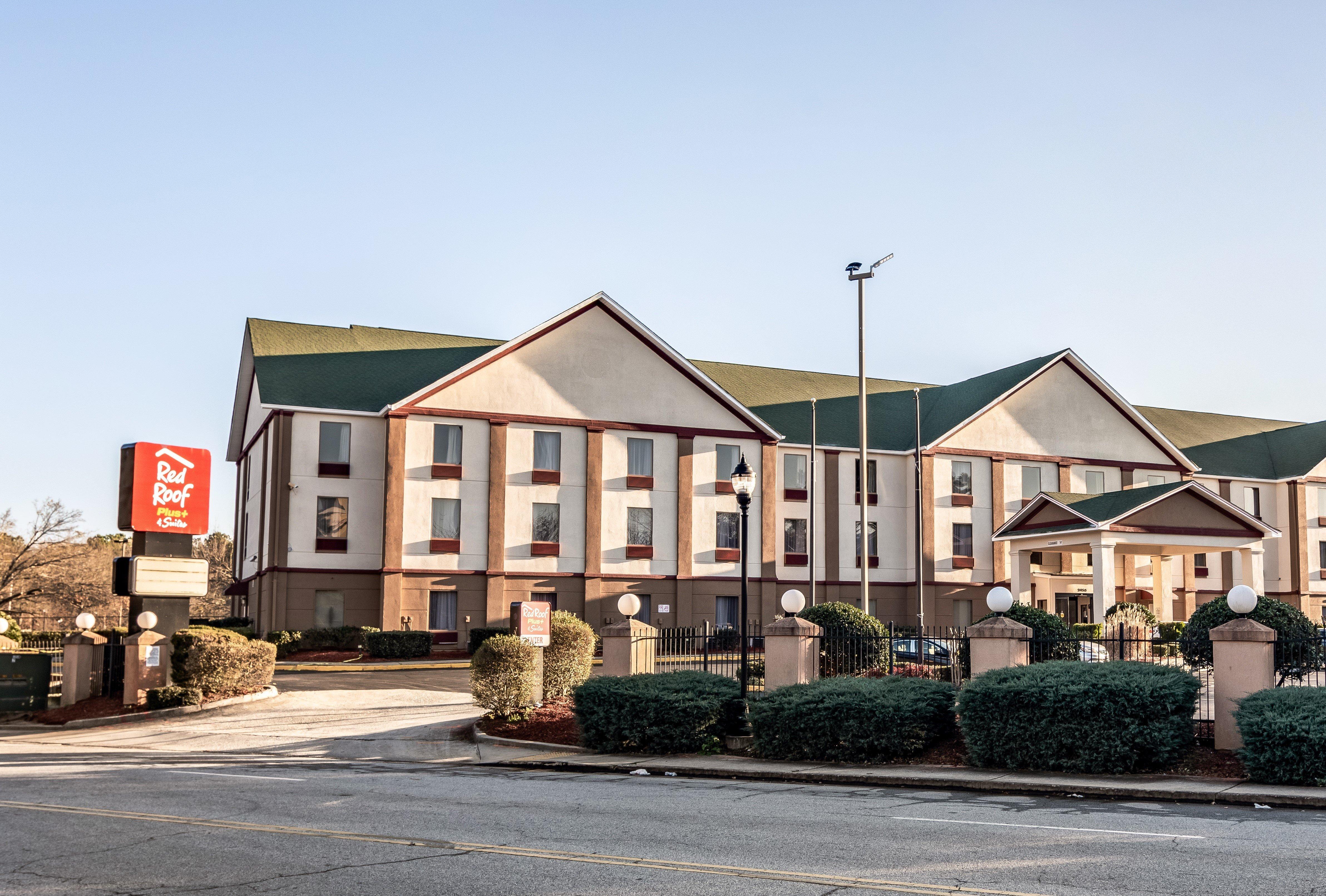 Red Roof Plus+ & Suites Atlanta Airport South Ngoại thất bức ảnh